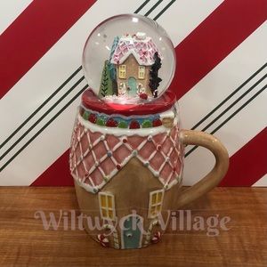 Gingerbread House Mug with Snowglobe topper